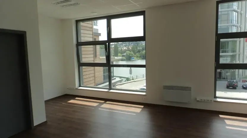 Pronájem kanceláře, Praha, Strakonická, 52 m2