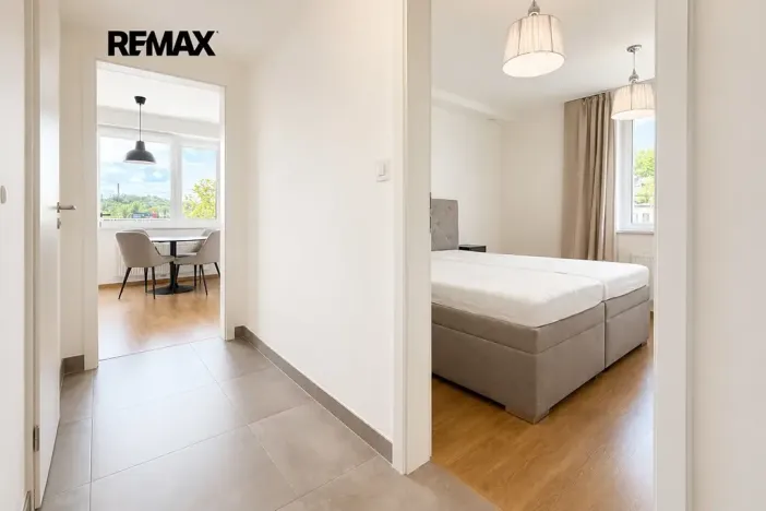 Pronájem bytu 2+1, Praha - Hloubětín, Kbelská, 54 m2