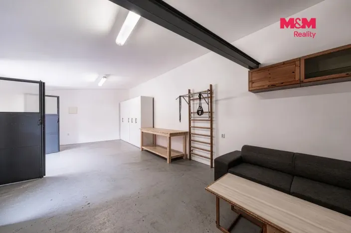 Prodej rodinného domu, Mratín, V Poustkách, 168 m2