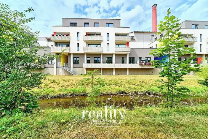 Pronájem bytu 2+kk, Jihlava, Křižíkova, 63 m2