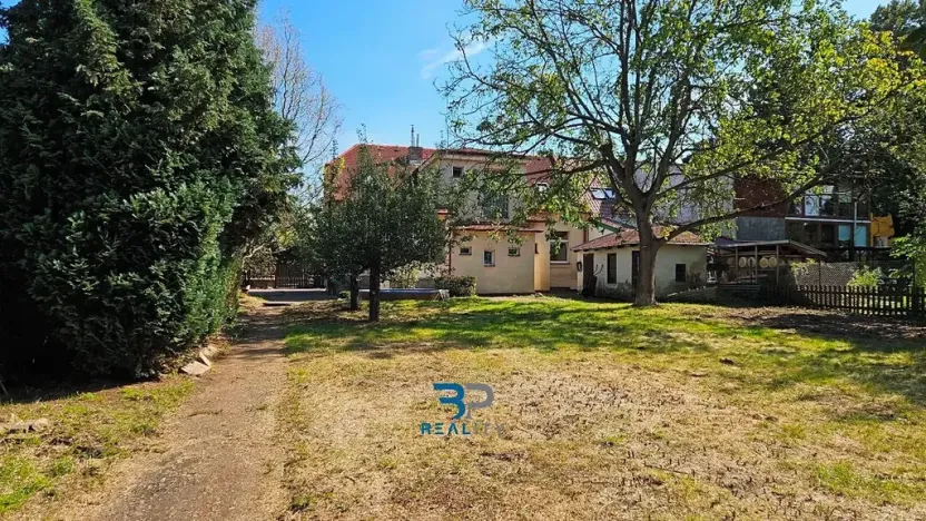 Prodej pozemku pro bydlení, Praha - Kbely, Mladějovská, 950 m2