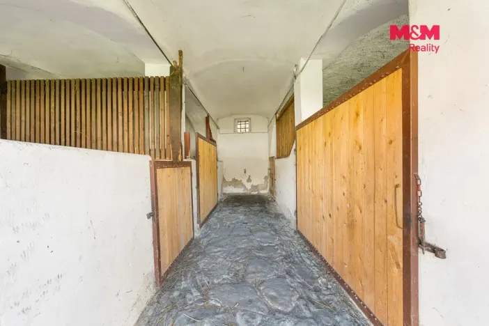 Prodej rodinného domu, Blšany u Loun, 400 m2