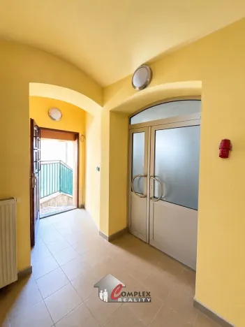 Pronájem obchodního prostoru, Jablonec nad Nisou, Podhorská, 90 m2