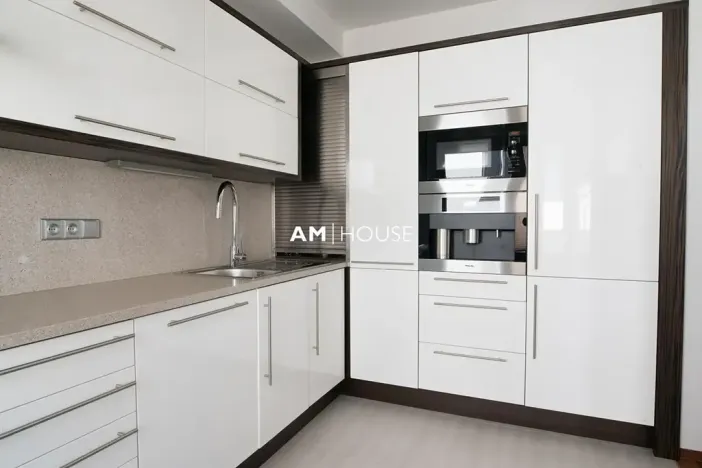 Pronájem bytu 3+kk, Praha - Nusle, Nuselská, 101 m2