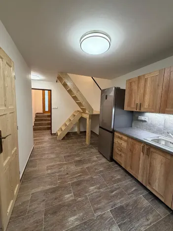 Pronájem bytu 2+kk, Praha - Košíře, Vrchlického, 47 m2