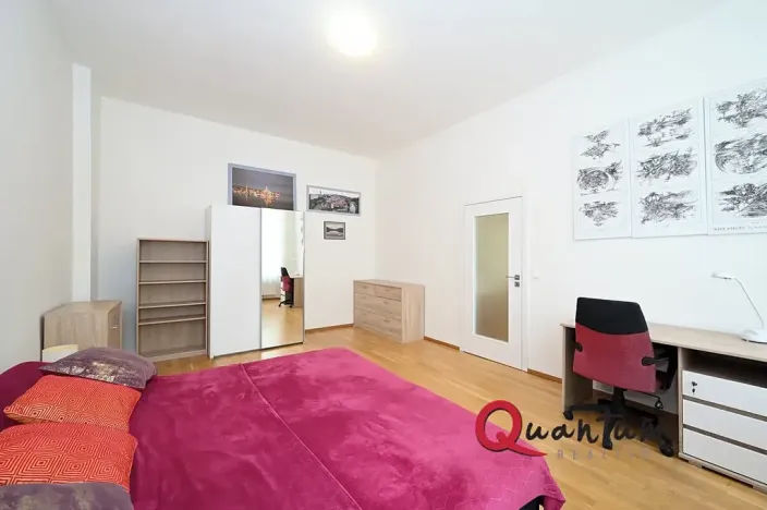 Pronájem bytu 2+kk, Praha - Žižkov, Žižkovo náměstí, 58 m2