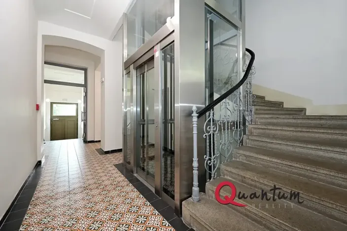 Pronájem bytu 2+kk, Praha - Žižkov, Žižkovo náměstí, 58 m2