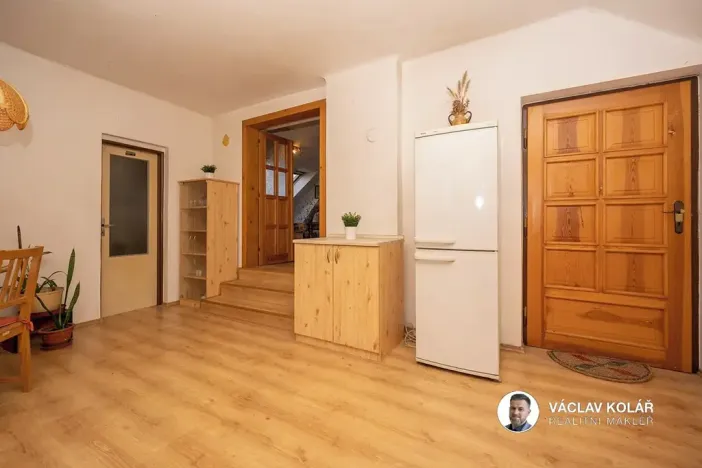 Prodej rodinného domu, Stěžery, Lipová, 186 m2