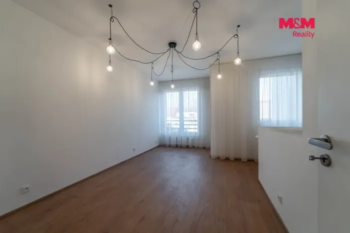 Prodej rodinného domu, Ořech, Karlštejnská, 112 m2