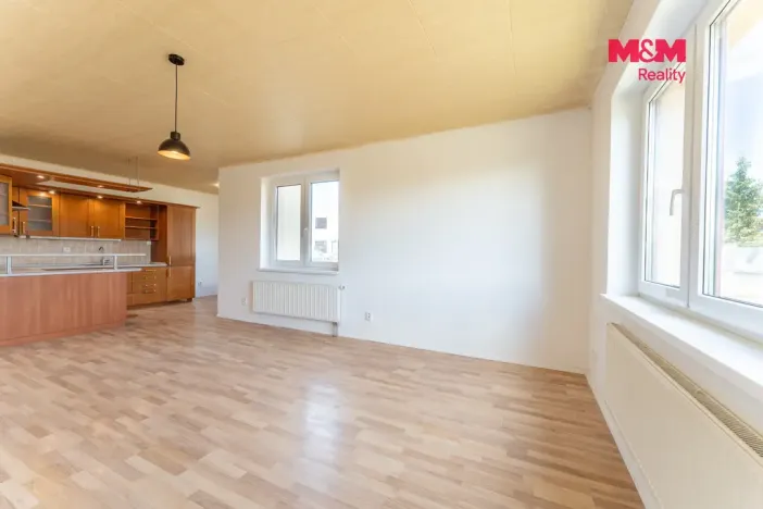 Prodej bytu 4+kk, Kosmonosy, Zahradní, 100 m2