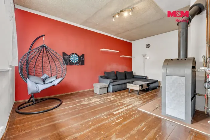 Prodej rodinného domu, Králův Dvůr - Počaply, nám. 1. máje, 155 m2
