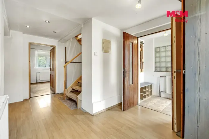 Prodej rodinného domu, Králův Dvůr - Počaply, nám. 1. máje, 155 m2