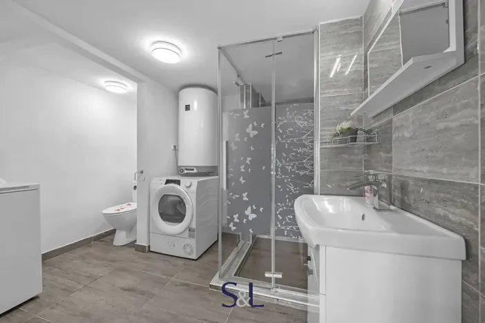 Prodej rodinného domu, Bulovka, 180 m2
