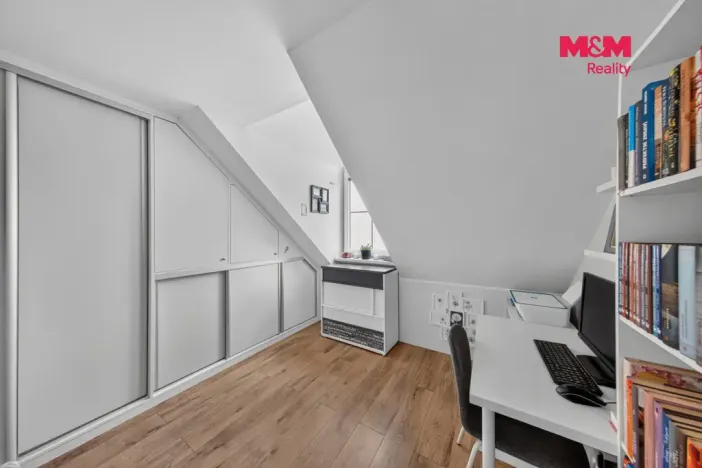 Prodej rodinného domu, Líbeznice, Ve Dvoře, 104 m2