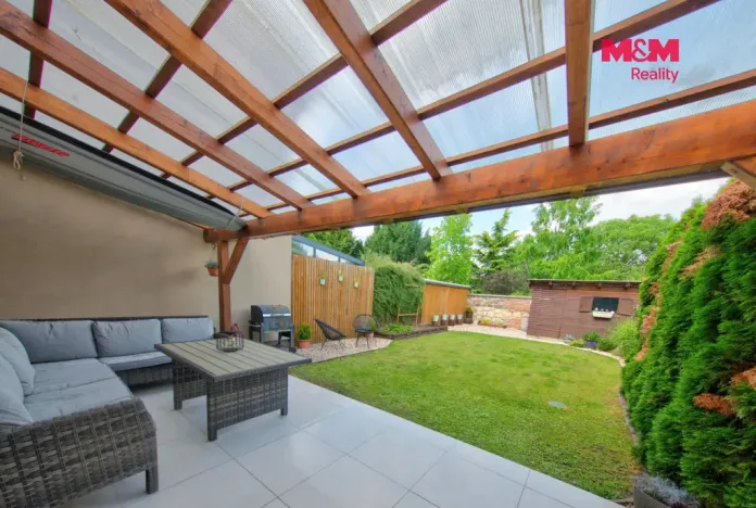 Prodej rodinného domu, Líbeznice, Ve Dvoře, 104 m2