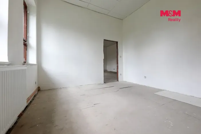 Prodej obchodního prostoru, Černošín, 1100 m2