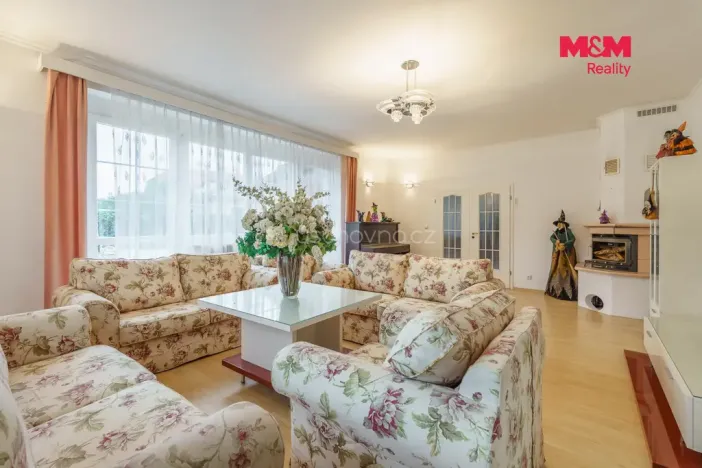 Prodej rodinného domu, Karlovy Vary - Tašovice, U Ohře, 540 m2