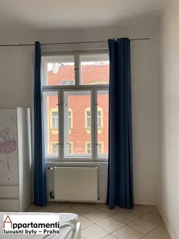 Pronájem bytu 2+kk, Praha - Karlín, Kubova, 43 m2
