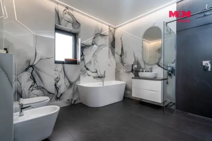 Prodej rodinného domu, Jirny, Modřínová, 400 m2