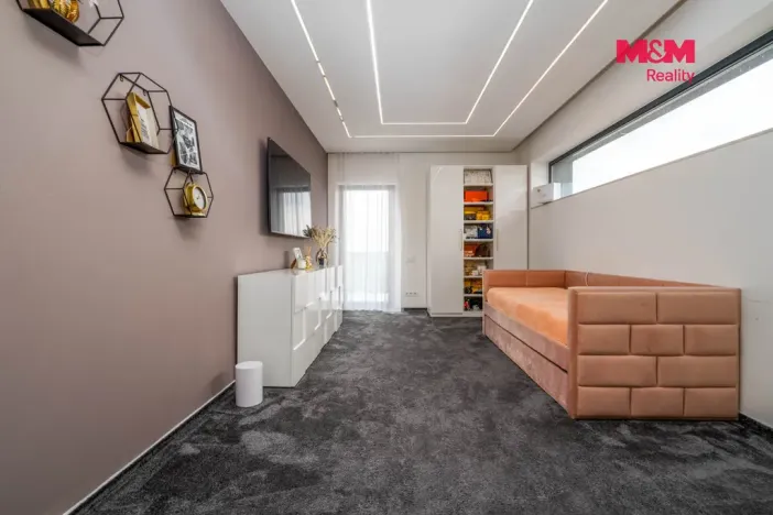 Prodej rodinného domu, Jirny, Modřínová, 400 m2