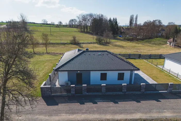 Prodej rodinného domu, Líšťany, 115 m2