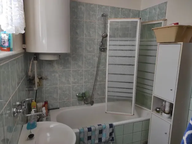 Prodej obchodního prostoru, Mladá Vožice, Husovo náměstí, 264 m2