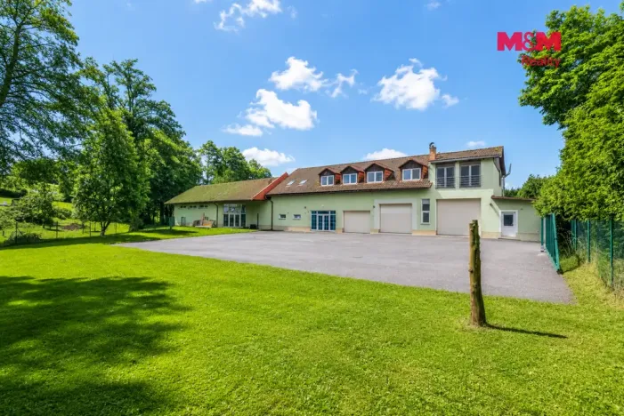 Prodej rodinného domu, Horní Třešňovec, 847 m2
