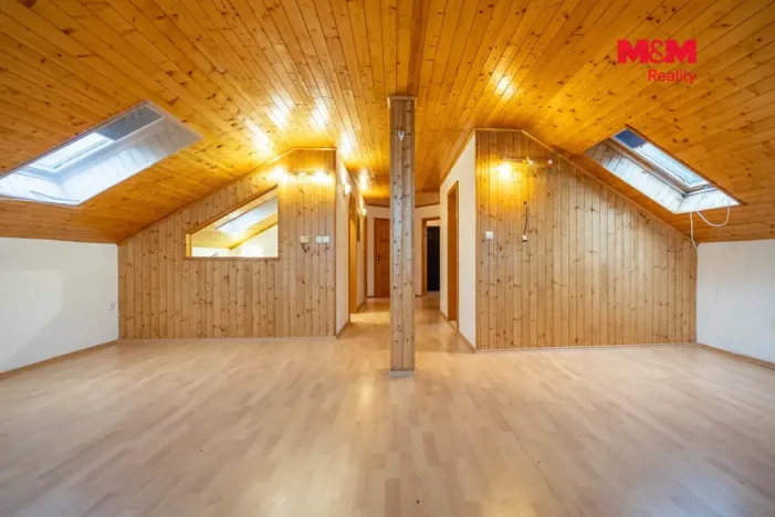 Prodej rodinného domu, Horní Třešňovec, 847 m2