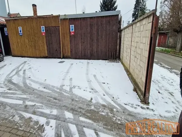 Pronájem obchodního prostoru, Uherský Brod, 26. dubna, 146 m2