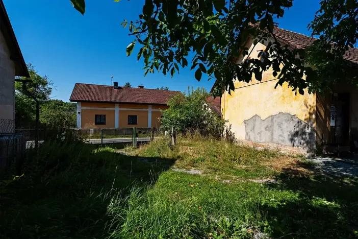 Prodej pozemku pro bydlení, Trnová, 734 m2