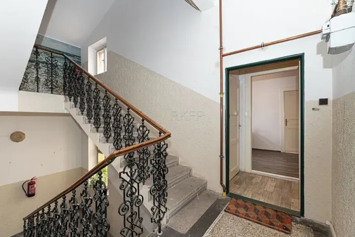 Pronájem bytu 2+1, Praha - Vinohrady, Varšavská, 70 m2