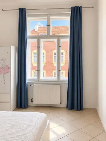 Pronájem bytu 2+kk, Praha - Karlín, Kubova, 43 m2
