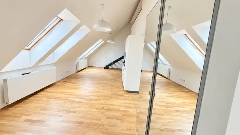 Pronájem bytu 3+kk, Praha - Žižkov, Bořivojova, 83 m2