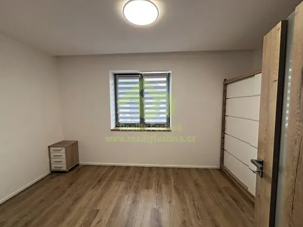 Prodej rodinného domu, Lužany, 156 m2