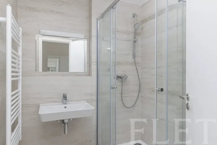 Pronájem bytu 1+kk, Praha - Hloubětín, Waltariho, 36 m2