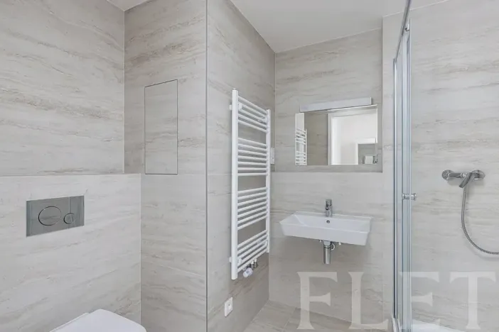 Pronájem bytu 1+kk, Praha - Hloubětín, Waltariho, 36 m2