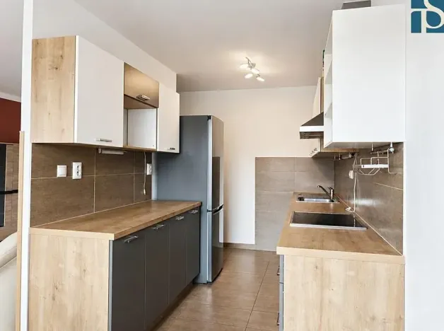 Pronájem bytu 4+1, Praha, U pramene, 91 m2