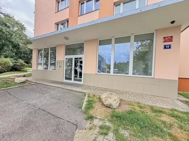Pronájem bytu 1+kk, Praha - Braník, Vavřenova, 25 m2