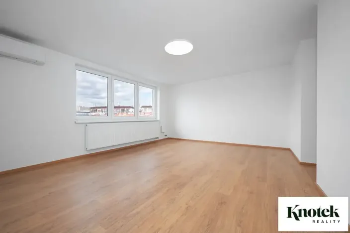 Pronájem bytu 6+kk a větší, Brno, Štefánikova, 400 m2