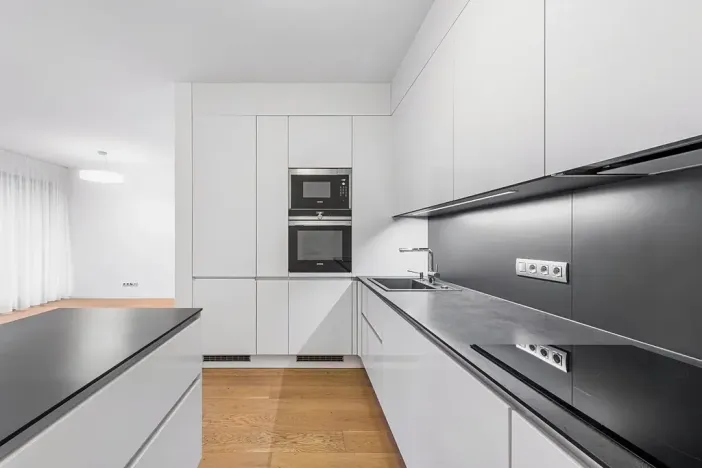 Pronájem bytu 3+kk, Praha - Libeň, Menclova, 92 m2