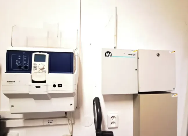 Pronájem obchodního prostoru, Tečovice, 890 m2