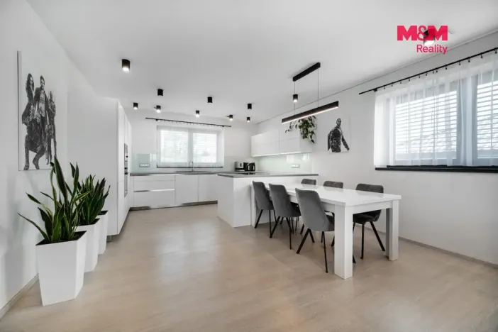 Prodej rodinného domu, Letohrad, U Valu, 165 m2