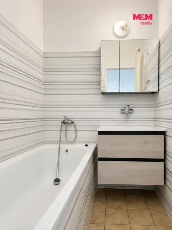Pronájem bytu 3+1, Most, Žatecká, 78 m2