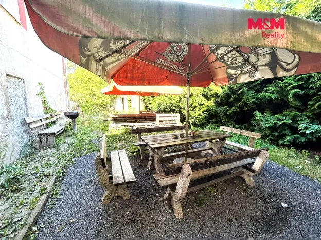 Prodej činžovního domu, Postoloprty, Marxovo náměstí, 620 m2