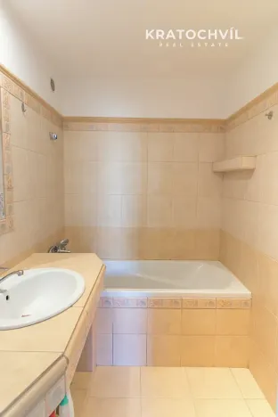 Pronájem bytu 3+1, Praha - Hlubočepy, Gabinova, 79 m2