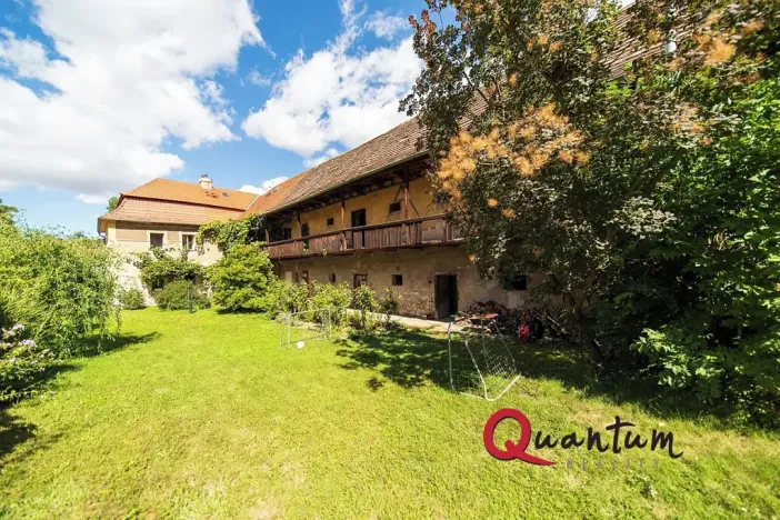 Prodej rodinného domu, Dolany nad Vltavou, Hlavní, 180 m2
