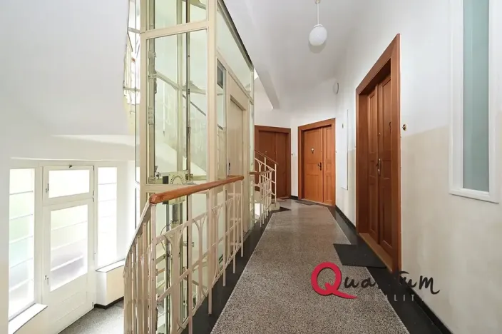 Pronájem bytu 2+kk, Praha - Vinohrady, Vinohradská, 45 m2