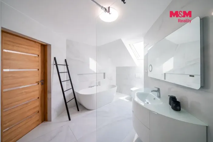 Prodej rodinného domu, Blansko - Lažánky, 170 m2