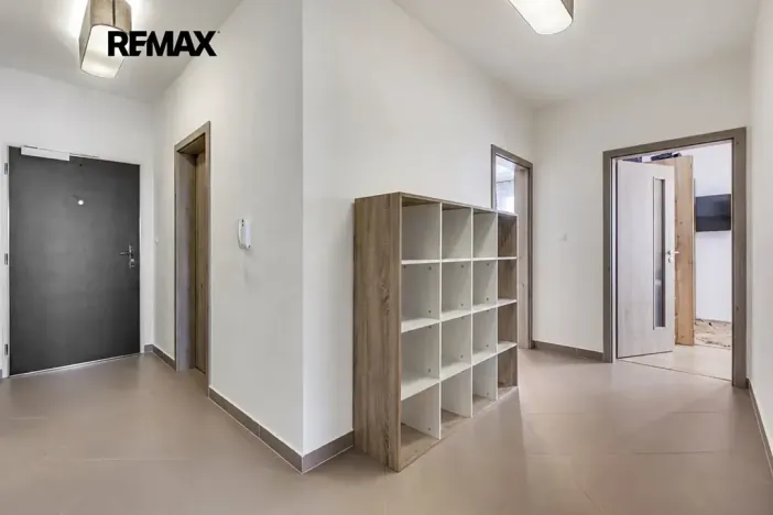Prodej bytu 3+kk, Praha - Letňany, Hlučkova, 81 m2