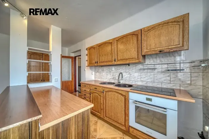 Pronájem bytu 2+1, Městec Králové, Malátova, 61 m2